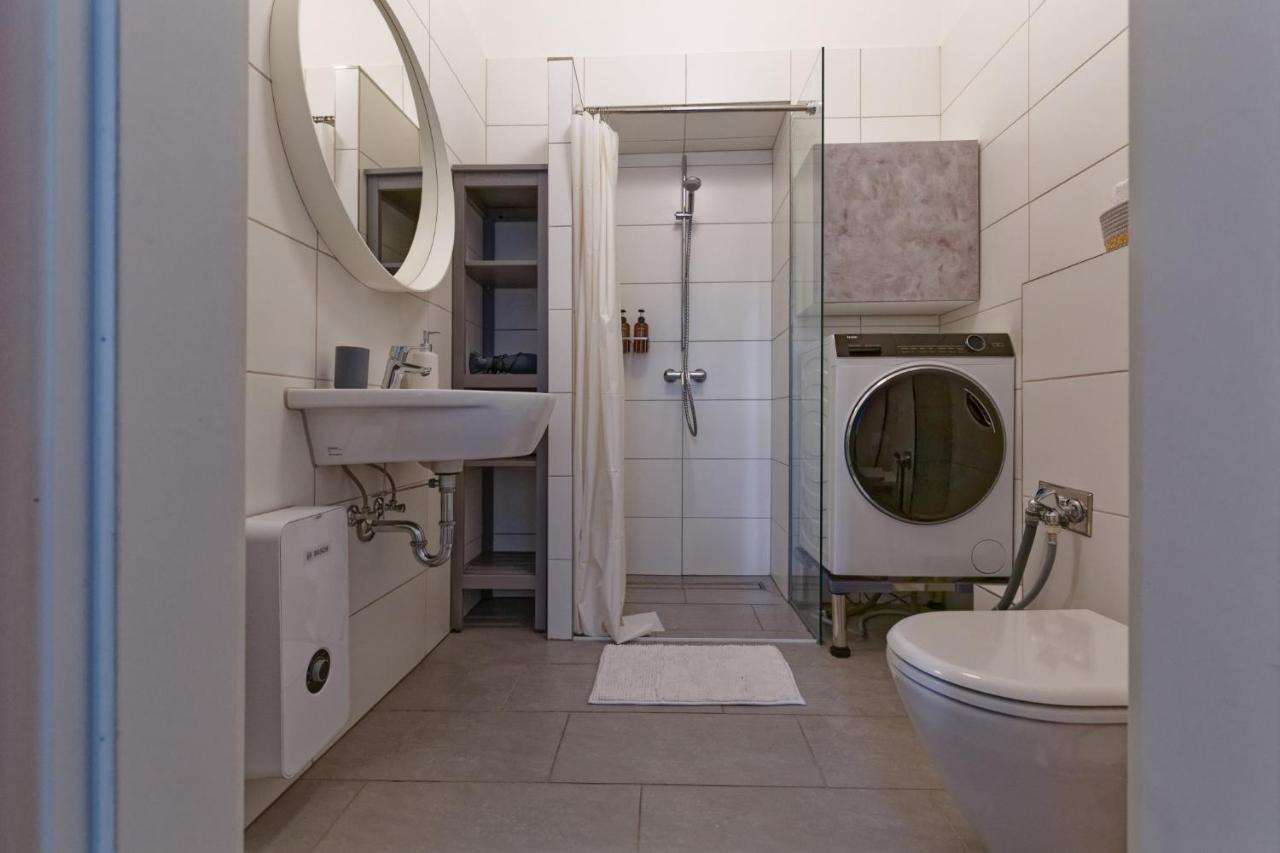 Apartment Near Warschauer Platz And Spree River ベルリン エクステリア 写真